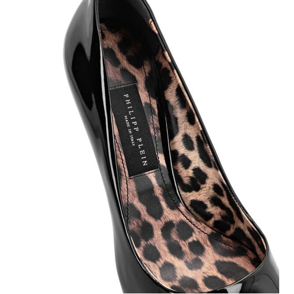 New Phillip Plein pumps with PP Hexagon on the toe. stiletto heel leather❤️ - Picture 4 of 7